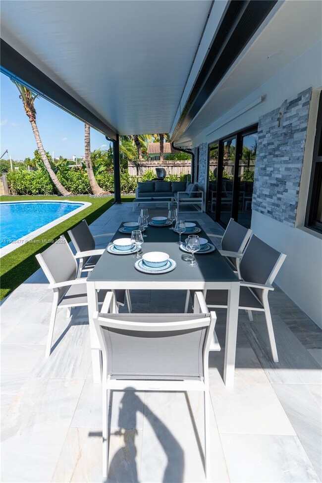 Foto del edificio - 309 S Riverside Dr