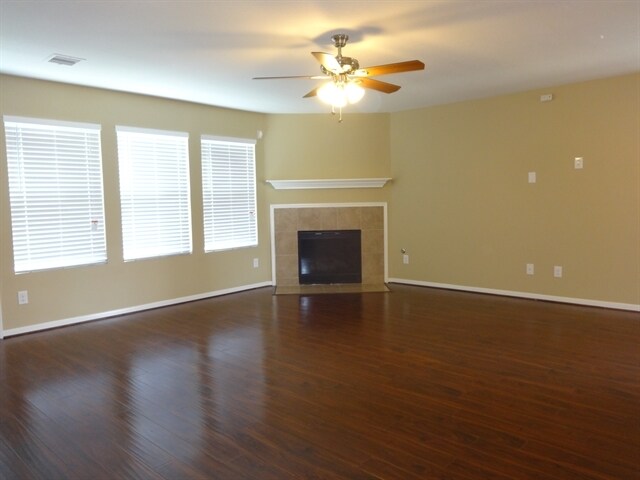 Foto del edificio - 16727 Foursquare Dr