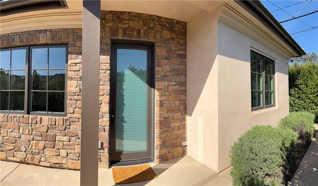 Foto del edificio - 53 W Wistaria Ave