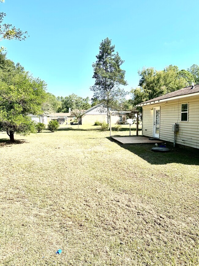 Foto del edificio - 10009 Flintridge Dr
