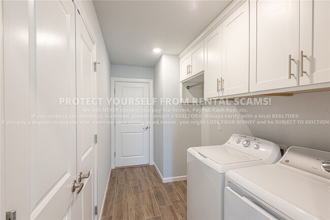 Foto del edificio - 4812 W Monaco Bnd