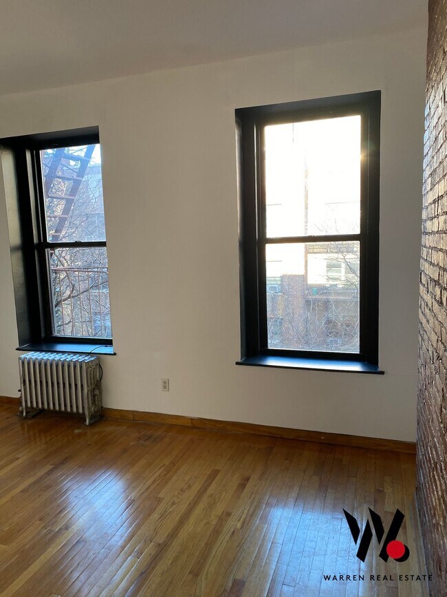 Foto del edificio - EAST 11 STREET