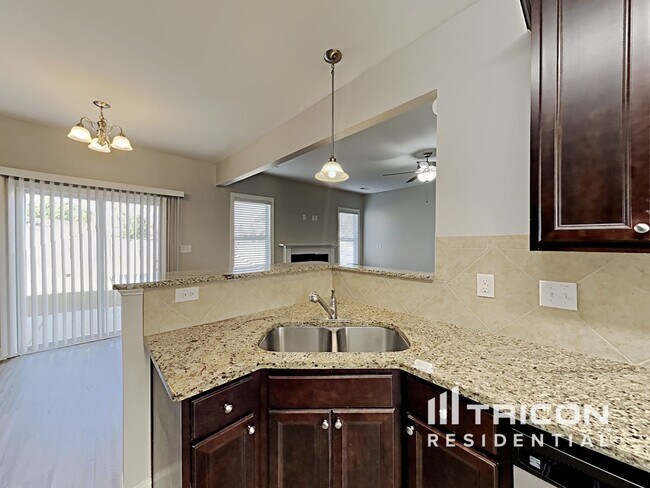 Building Photo - 42 Bridle Creek Ct