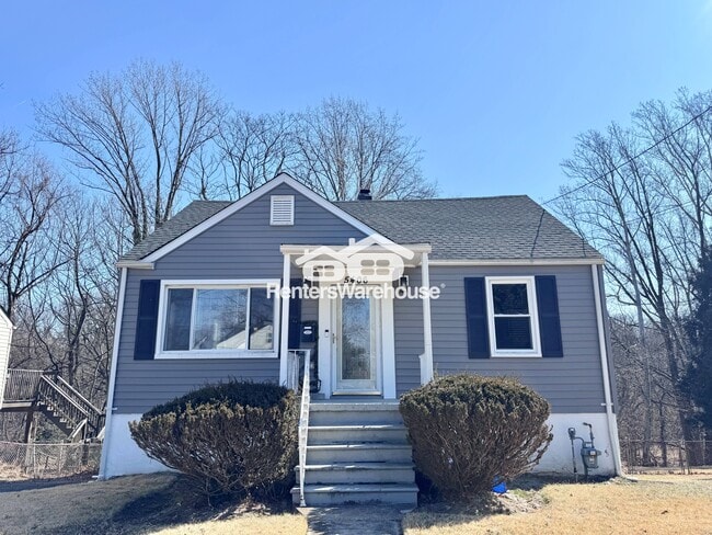 Building Photo - 5406 Montbel Ave