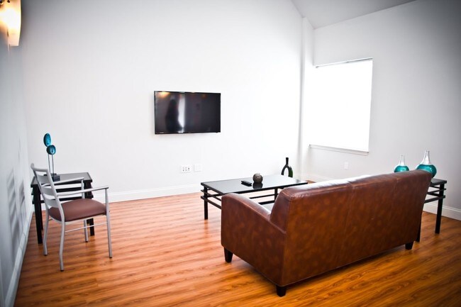 Foto del edificio - 314 E Clark St