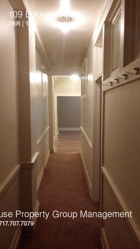 Foto principal - 109 E King St