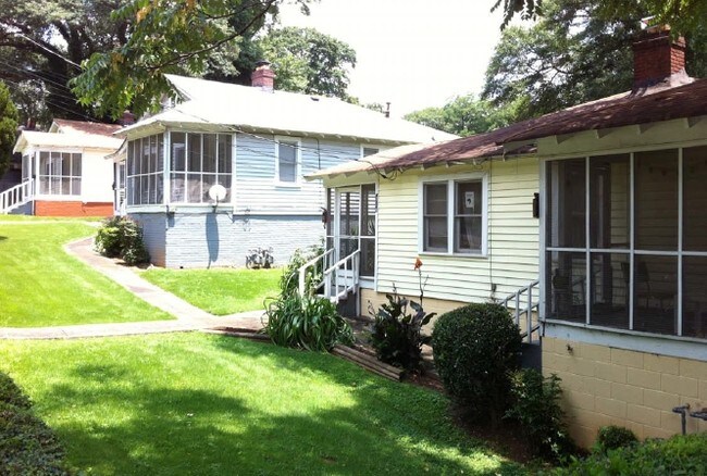 Foto del edificio - 219-229 Lowry St NE