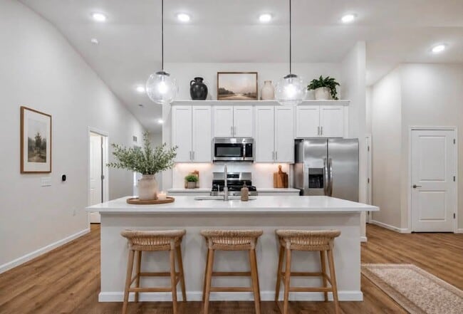 Building Photo - The Villas at Quarry Ridge
