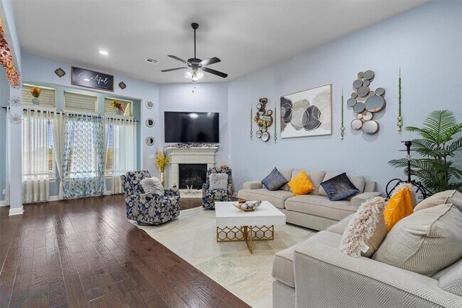 Foto del edificio - 3367 Vasquez Pl