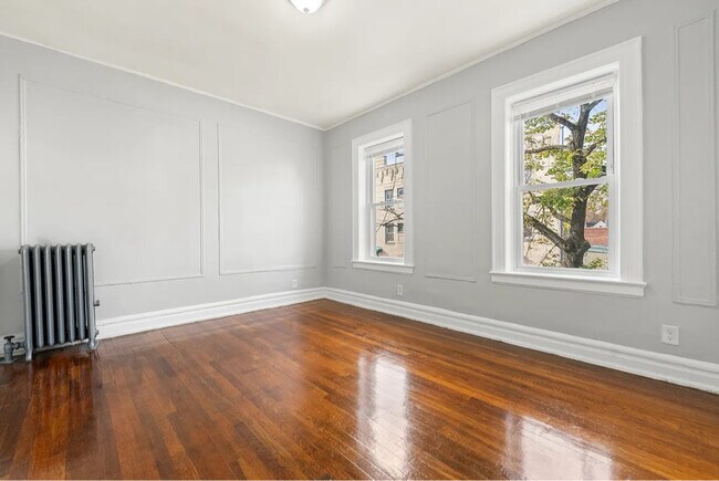 Foto del edificio - 210 Springdale Ave