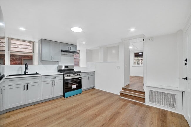 Building Photo - 59 Park Hill Ave