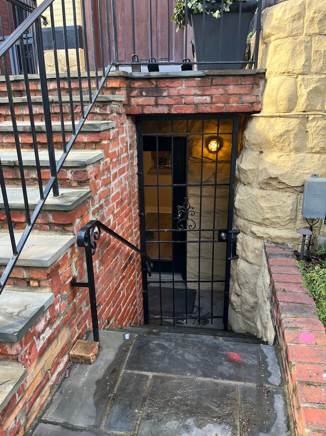 Foto del edificio - 1451 Harvard St NW