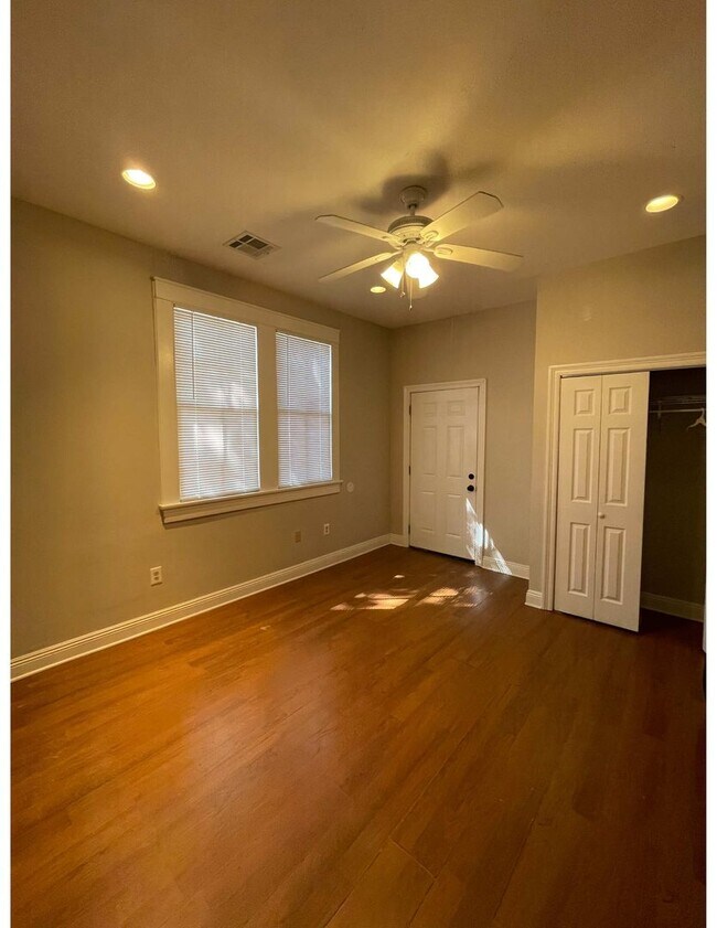 Foto del edificio - 441-443ssolom