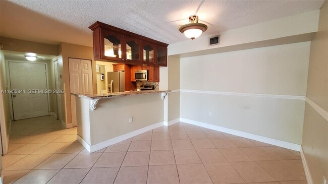 Building Photo - 577 SW 111th Ln