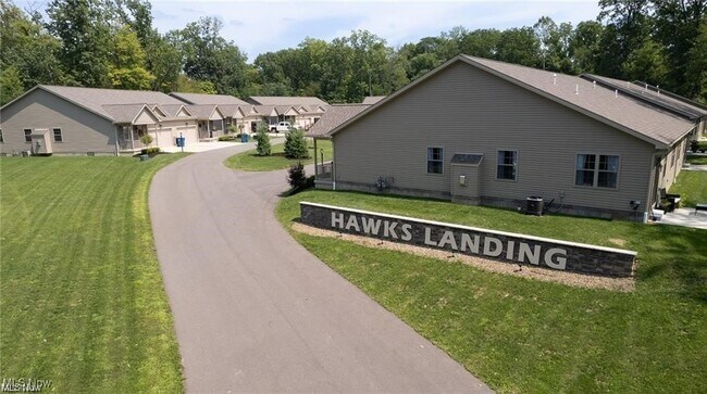 Foto del edificio - 24 Hawks Lndg