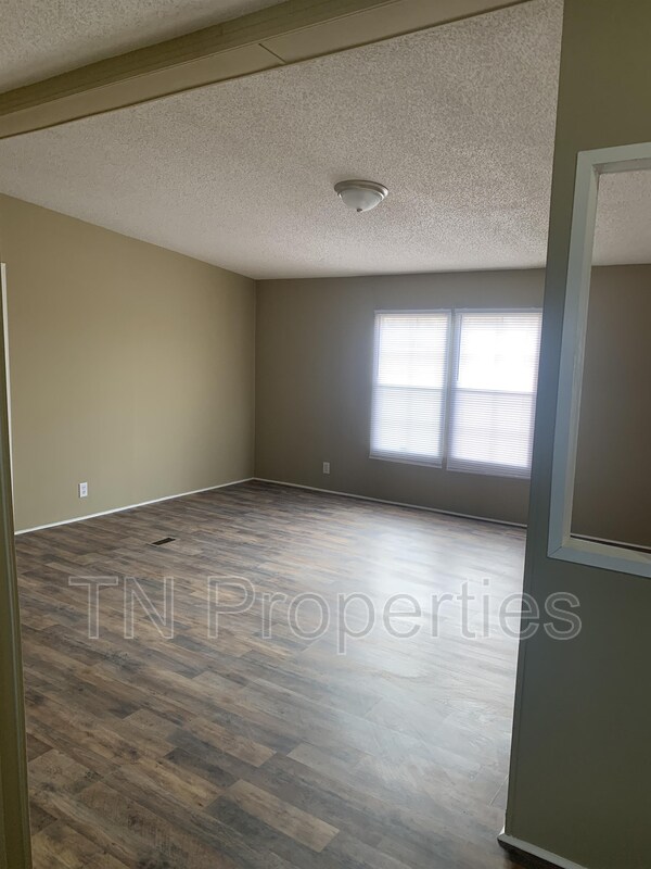 Foto del edificio - 1013 Poplar Ridge Rd