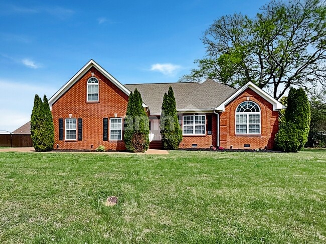 Building Photo - 1707 Arrowhead Dr