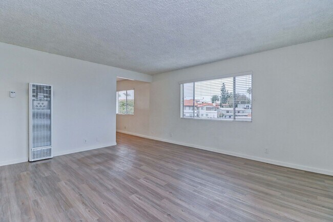 Foto del edificio - Corona Lane 108** - (V)