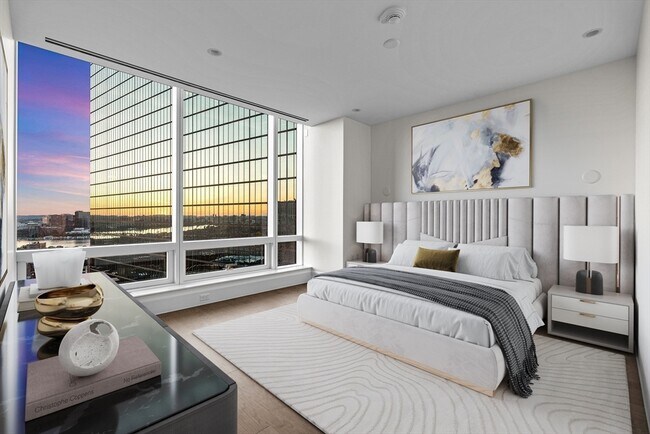 Building Photo - 100 Stuart St