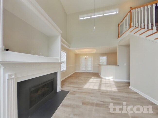 Foto del edificio - 320 Providence Rd