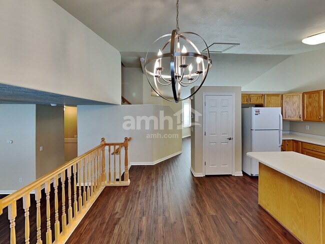 Foto del edificio - 2049 S Fremont Crest Ave W