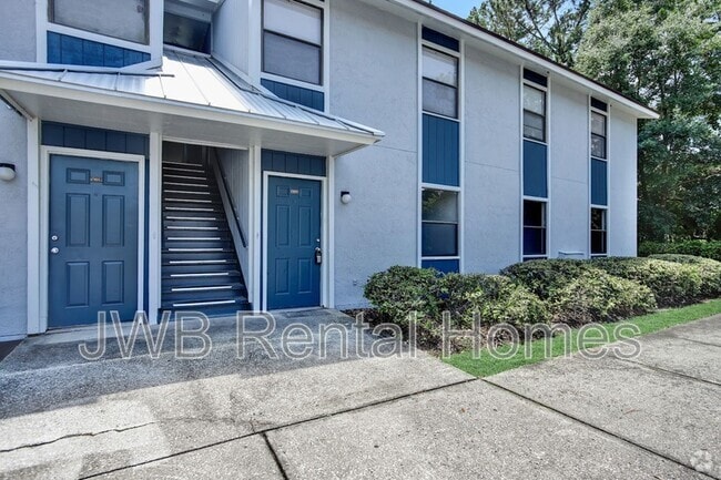 Building Photo - 10825 Key Haven Blvd