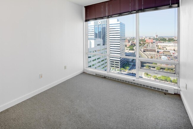 Foto del edificio - 20 Newport Pkwy
