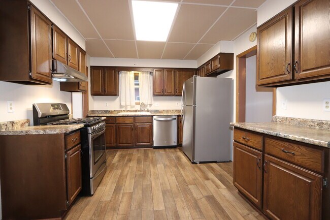 Foto del edificio - 629 E Jefferson St