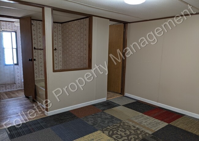 MasterBedroom - 1226 Clarkrange Monterey Hwy