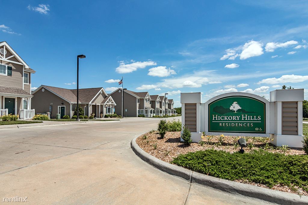 Primary Photo - 2610 Strauss Blvd