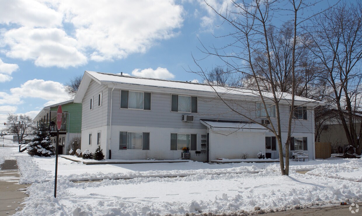 211217 N Farrell Rd, Lockport, IL 60441 Apartments in Lockport, IL