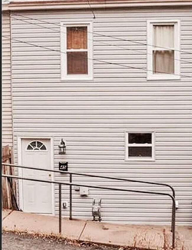 Foto del edificio - 45 Sterling St