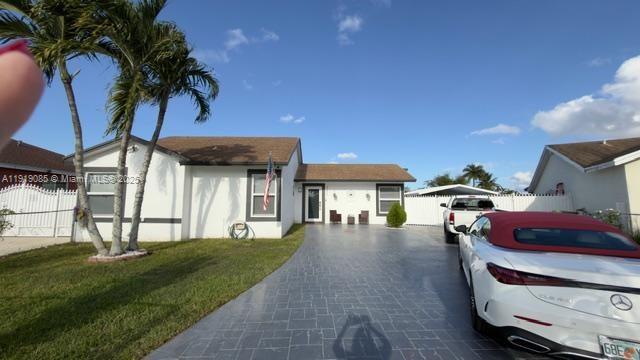 Foto principal - 21017 SW 125th Avenue Rd