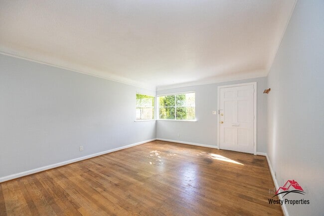 1811 SE Salmon St - 1811 SE Salmon St Apartment