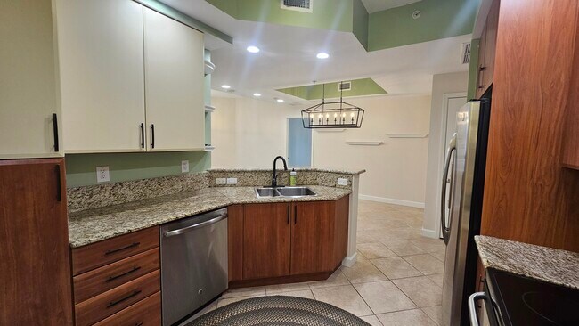 Foto del edificio - 801 S Olive Ave