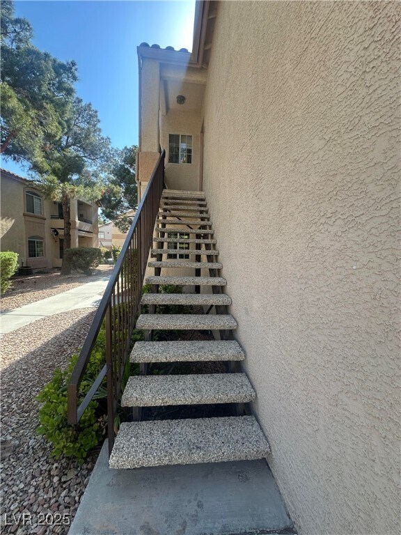 Foto principal - 1830 N Buffalo Dr