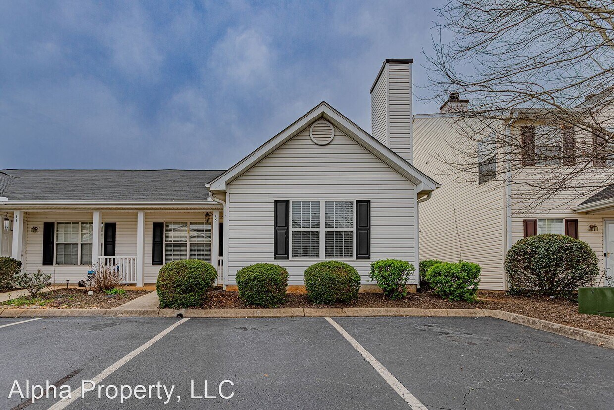 2 br, 2 bath House 15 Hayfield Ln House Rental in Greer, SC
