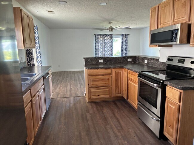 Foto del edificio - 630 Glen Haven Dr