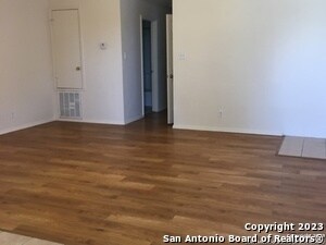 Foto del edificio - 7335 Golf Vista Blvd