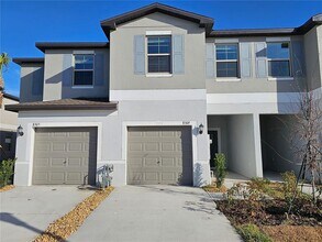 Building Photo - 8309 Crescent Oaks Dr