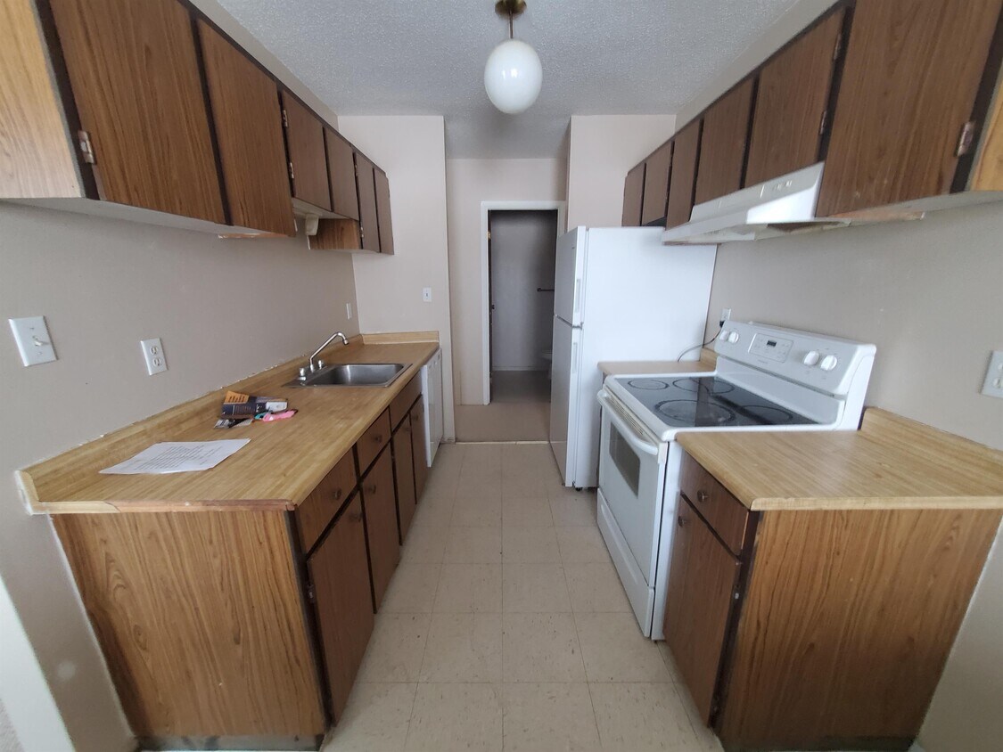 53175315 5 Ave, Edson, AB T7E 1P7 Townhouse for Rent in Edson, AB