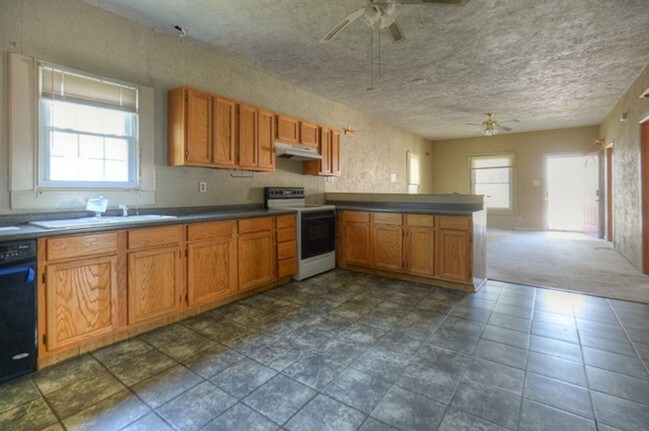 Foto del edificio - 640 W Oak St