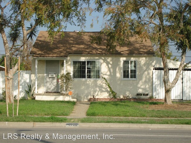 Foto del edificio - 2 br, 1 bath House - 9722 Arleta Ave.