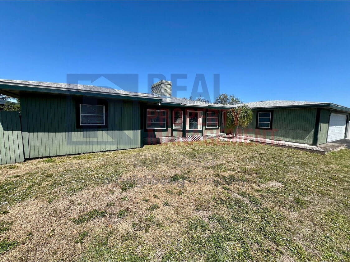 Foto principal - 563 Parkview Dr