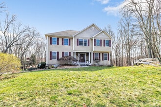 Building Photo - 1620 N Peters Ln