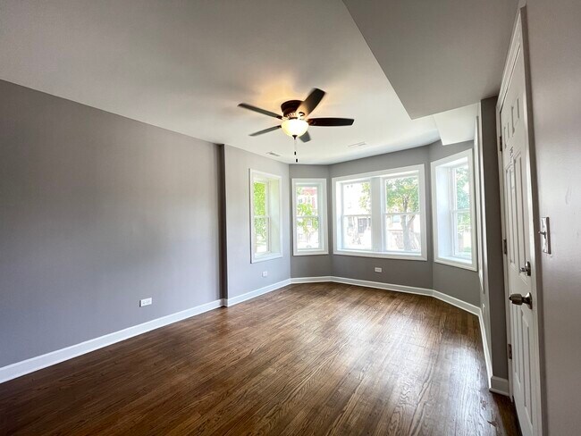 Building Photo - 5607 S Throop St