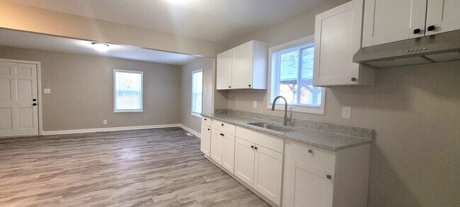 Foto del edificio - 2404 Williams Ave