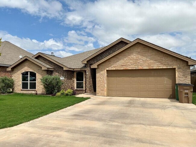 Foto del edificio - COMING SEPTEMBER 2025 - Beautiful 4-Bedroo...