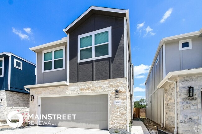Building Photo - 9824 Rugged Oaks Dr