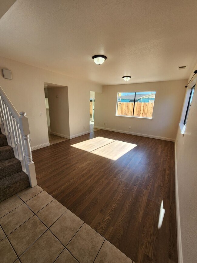 Building Photo - Bright Two-Story 3BR Home Near the Beach with Private Yard